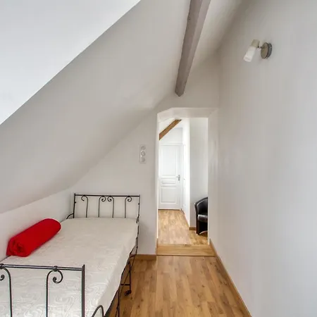 Maison Charmante A Avec Jardin. Saint-Marcouf