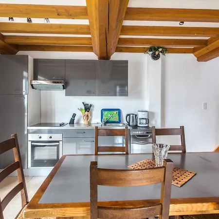 Maison Charmante A Avec Jardin. Saint-Marcouf