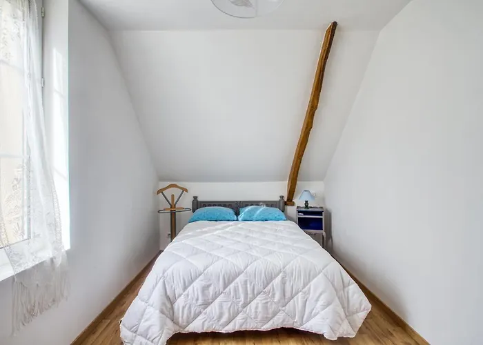 Maison Charmante A Avec Jardin. Tatil Evi