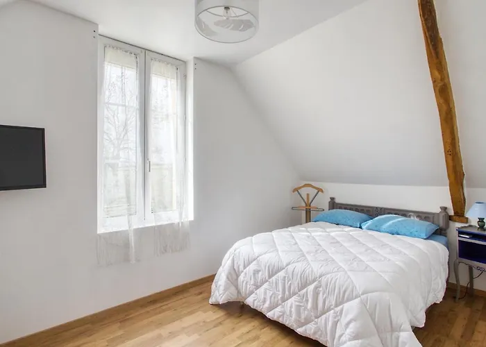 Maison Charmante A Avec Jardin. * Saint-Marcouf