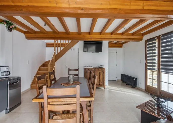 Prázdninový dům Maison Charmante A Avec Jardin. Saint-Marcouf