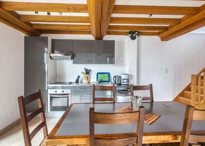 Maison Charmante A Avec Jardin. Saint-Marcouf